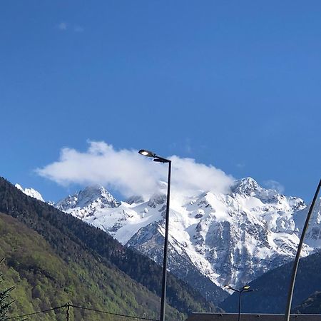 Appart T 3 Bagneres-De-Luchon Vue Montagne - Piscine Mi Juin Kültér fotó